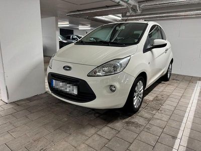 Gebraucht Ford Ka Titanium 69 PS (50 kW) 2010 Weiß Kleinwagen