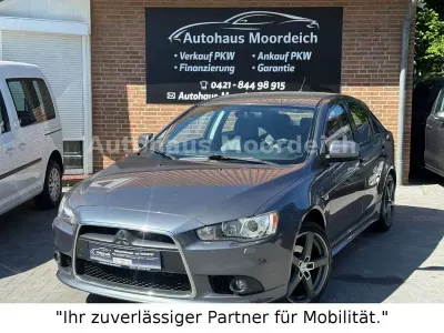 Gebraucht Mitsubishi Lancer Sportback Instyle 143 PS (105 kW) 2009 Grau Limousine