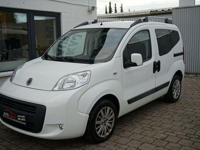 Weiß Gebraucht 2010 Fiat Qubo Dynamic Van / Kleinbus | 2.990 € (Fairer Preis)
