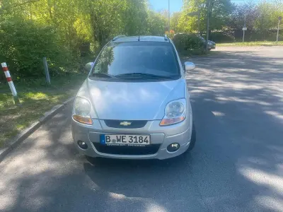 Gebraucht Chevrolet Matiz 65 PS (47 kW) 2009 Silber Kleinwagen