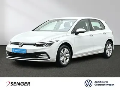 Brugt VW Golf VIII Life 110 HK (80 kW) 2022 Hvid Sedan