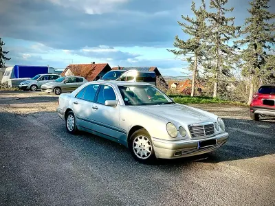 Gebraucht Mercedes E200