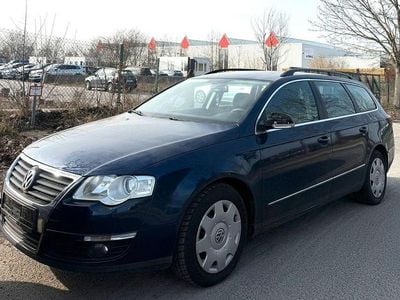 Gebraucht VW Passat Comfortline 140 PS (102 kW) 2010 Blau Kombi