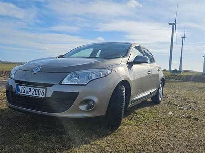 Gebraucht Renault Mégane Expression 110 PS (80 kW) 2009 Beige Limousine