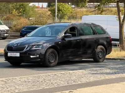 Gebraucht Skoda Octavia Soleil 150 PS (110 kW) 2019 Schwarz Kombi