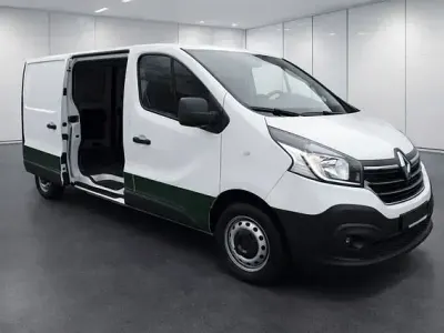 Usata Renault Trafic Komfort 120 CV (88 kW) 2021 Bianco Monovolume
