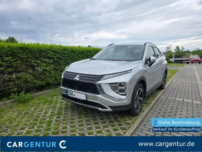 Gebraucht Mitsubishi Eclipse Cross Plus 98 PS (72 kW) 2022 Silber (metallic) SUV