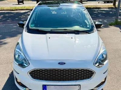 Gebraucht Ford Ka Plus 86 PS (63 kW) 2018 Weiß Kleinwagen