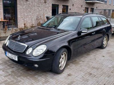 gebraucht Mercedes E220 E-Klasse T CDI Classic DPF