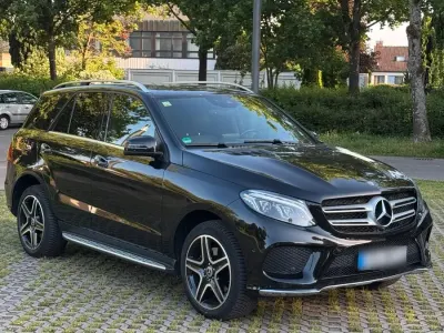 Gebraucht Mercedes GLE350 258 PS (189 kW) 2016 Schwarz SUV