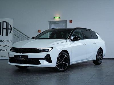 Neu Opel Astra 131 PS (96 kW) 2025 Lack weiss banquise/typ aussen Kombi