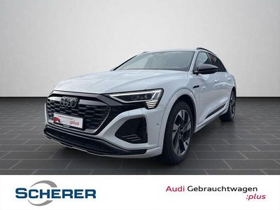 Gebraucht Audi Q8 e-tron Comfort 300 kW (408 PS) 2023 Gletscherweiß metallic (metallic) SUV