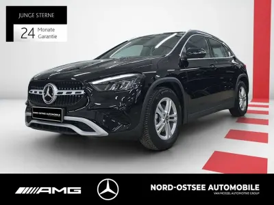 Second-hand Mercedes GLA200 Advanced 163 CP (119 kW) 2024 Negru SUV