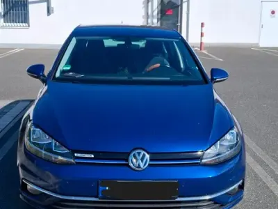 Gebraucht VW Golf VII Join 136 PS (100 kW) 2018 Blau Kleinwagen
