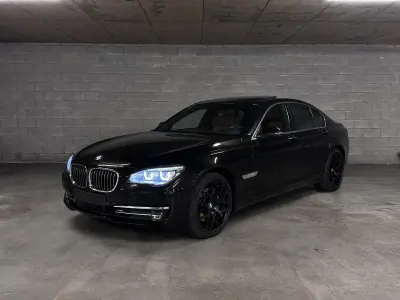 Gebraucht BMW 730 258 PS (189 kW) 2012 Schwarz Limousine