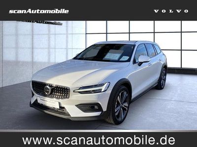 Gebraucht Volvo V60 CC Plus 197 PS (144 kW) 2024 Weiß Kombi