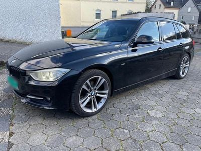 Gebraucht BMW 318 M Sport 143 PS (105 kW) 2014 Schwarz Kombi
