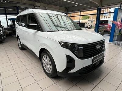 Second-hand Ford Tourneo Courier Titanium 125 CP (91 kW) 2024 Alb Monovolum