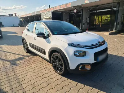 Gebraucht Citroën C3 110 PS (80 kW) 2019 Weiß Kleinwagen