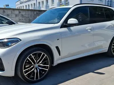 Gebraucht BMW X5 M50 Sport Line 530 PS (389 kW) 2022 Weiß SUV