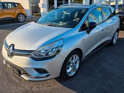 Gebraucht Renault Clio GrandTour LIMITED 118 PS (86 kW) 2017 Silber Kombi