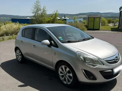 Gebraucht Opel Corsa Active 101 PS (74 kW) 2013 Grau Kleinwagen