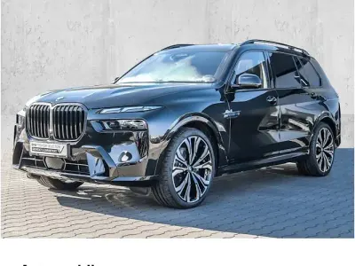 Usata BMW X7 Comfort Edition 352 CV (258 kW) 2025 Nero SUV