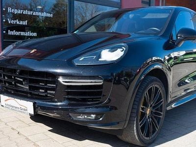 Gebraucht Porsche Cayenne Turbo S 570 PS (419 kW) 2016 Schwarz SUV