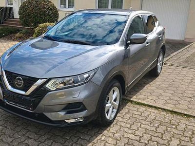 Gebraucht Nissan Qashqai 110 PS (80 kW) 2018 Grau SUV