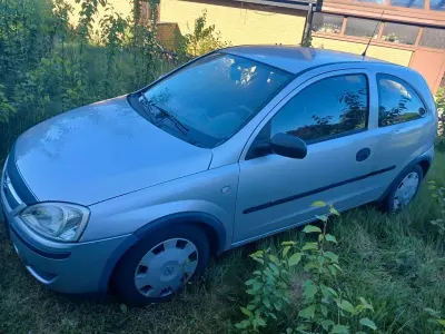 Gebraucht Opel Corsa 60 PS (44 kW) 2006 Silber Kleinwagen