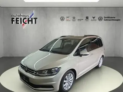 Gebraucht VW Touran Comfortline 150 PS (110 kW) 2024 Silbern Van / Kleinbus