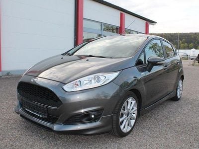 Begagnad Ford Fiesta ST-Line 140 HK (102 kW) 2017 Grå Sedan
