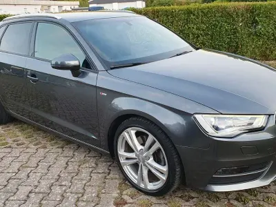 Gebraucht Audi A3 S-Line 184 PS (135 kW) 2015 Grau Limousine
