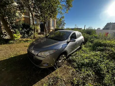 Gebraucht Renault Mégane III Authentique 101 PS (74 kW) 2011 Silber Limousine