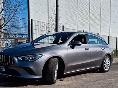 Gebraucht Mercedes CLA200 Shooting Brake 163 PS (119 kW) 2019 Grau Kombi