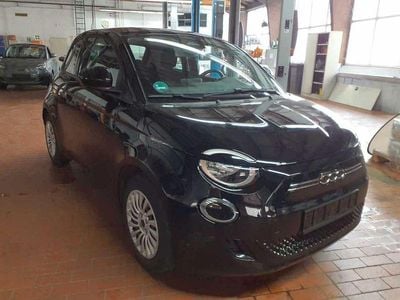 Second-hand Fiat 500e Action 69 kW (95 CP) 2022 Negru Berlinǎ