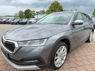 Gebraucht Skoda Octavia Scout 4x4 150 PS (110 kW) 2023 Grau Limousine