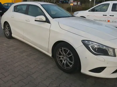 Gebraucht Mercedes CLA180 Shooting Brake 2016 Weiß Kombi
