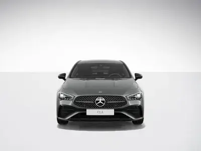 Gebraucht Mercedes CLA250e Shooting Brake Night 224 PS (164 kW) 2024 Andere farbe Kombi