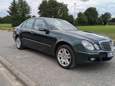 Mercedes E320