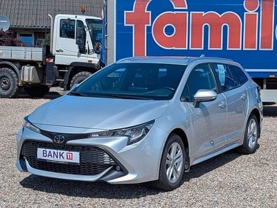Silber Gebraucht 2022 Toyota Corolla Sport Limousine | 18.980 € (Guter Preis)