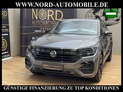 Siliziumgrau metallic (metallic) Gebraucht 2022 VW Touareg Style SUV | 51.900 € (Teuer)