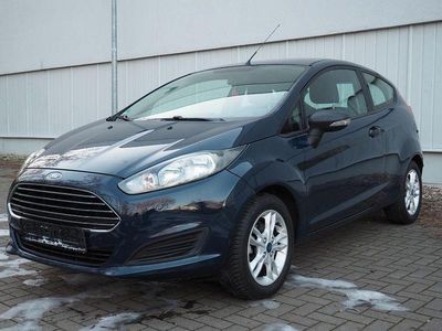 Blau Gebraucht 2015 Ford Fiesta Ambiente Kleinwagen | 4.990 € (Guter Preis)