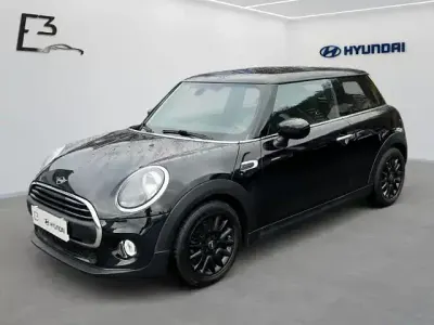 Używany Mini ONE 102 KM (75 kW) 2019 Czarny Hatchback