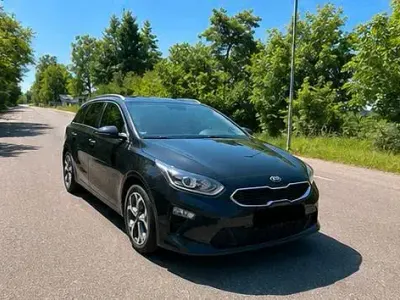 Gebraucht Kia Ceed 136 PS (100 kW) 2021 Schwarz Kleinwagen