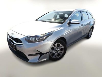 Second-hand Kia Ceed Vision 120 CP (88 kW) 2024 Argintiu Hatchback