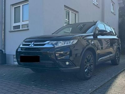 Gebraucht Mitsubishi Outlander 150 PS (110 kW) 2018 Schwarz SUV