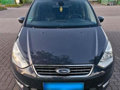 Gebraucht Ford Galaxy Titanium 163 PS (119 kW) 2014 Grau Van / Kleinbus
