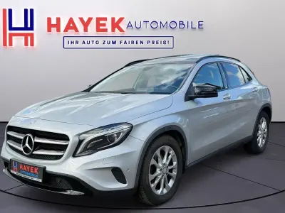 Gebraucht Mercedes GLA200 136 PS (100 kW) 2014 Silber SUV