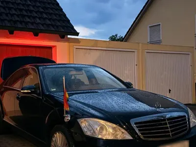 Gebraucht Mercedes 320 275 PS (202 kW) 2007 Schwarz Limousine